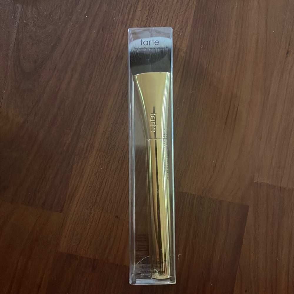 Tarte face tape blurring brush